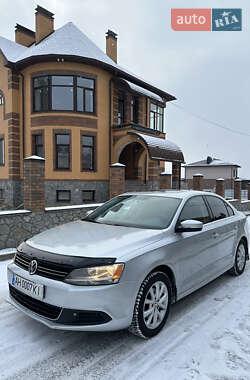 Седан Volkswagen Jetta 2012 в Полтаві