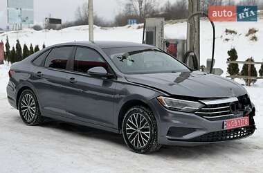 Седан Volkswagen Jetta 2020 в Львове