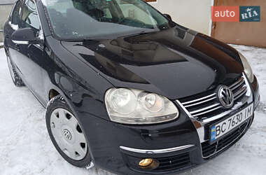 Седан Volkswagen Jetta 2006 в Радехове