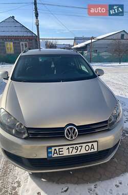 Універсал Volkswagen Jetta 2013 в Підгородному