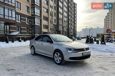 Седан Volkswagen Jetta 2011 в Чернігові