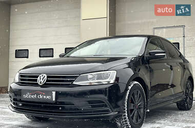 Седан Volkswagen Jetta 2015 в Николаеве