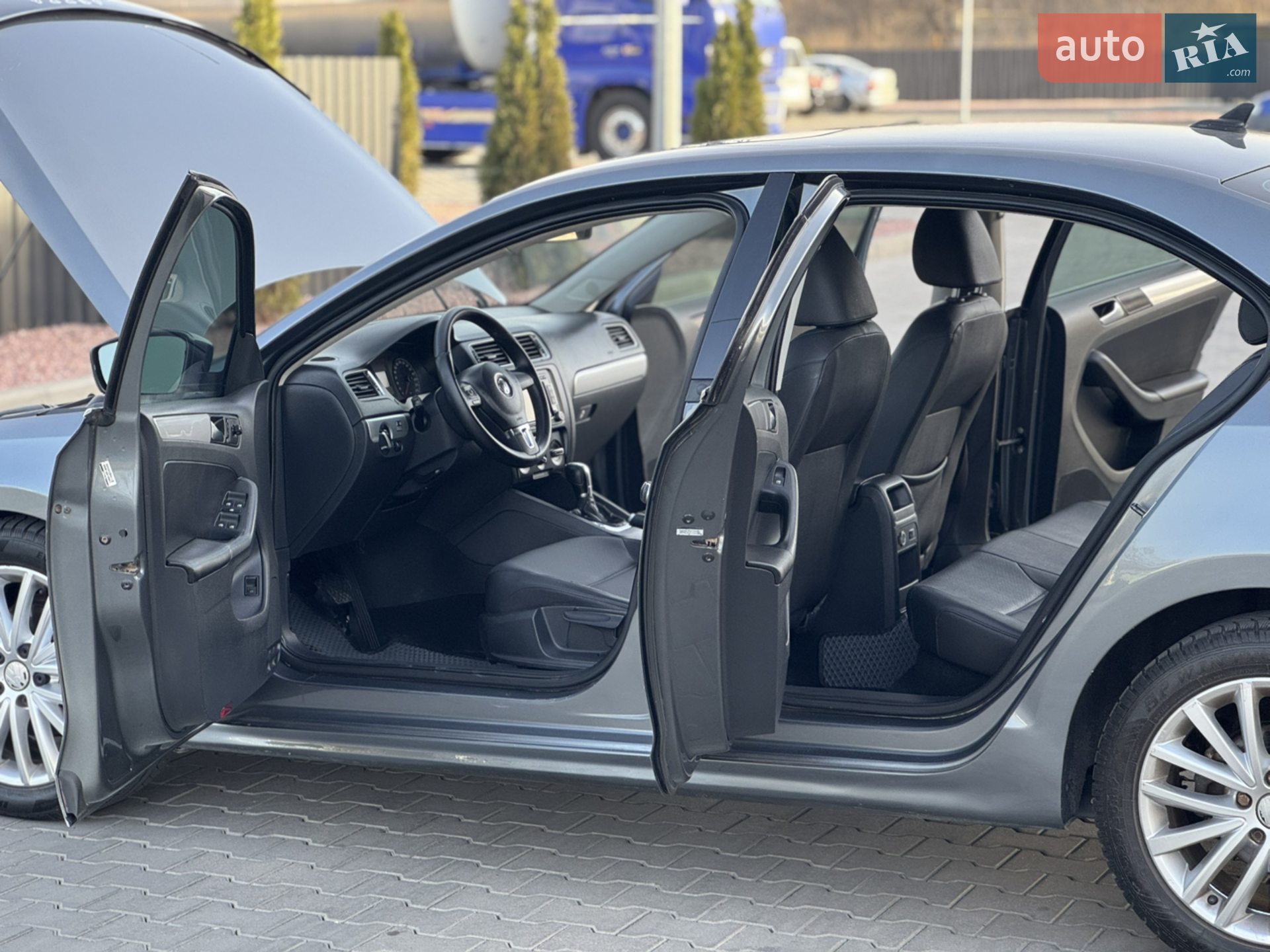 2011 Volkswagen Jetta - мініатюра 16