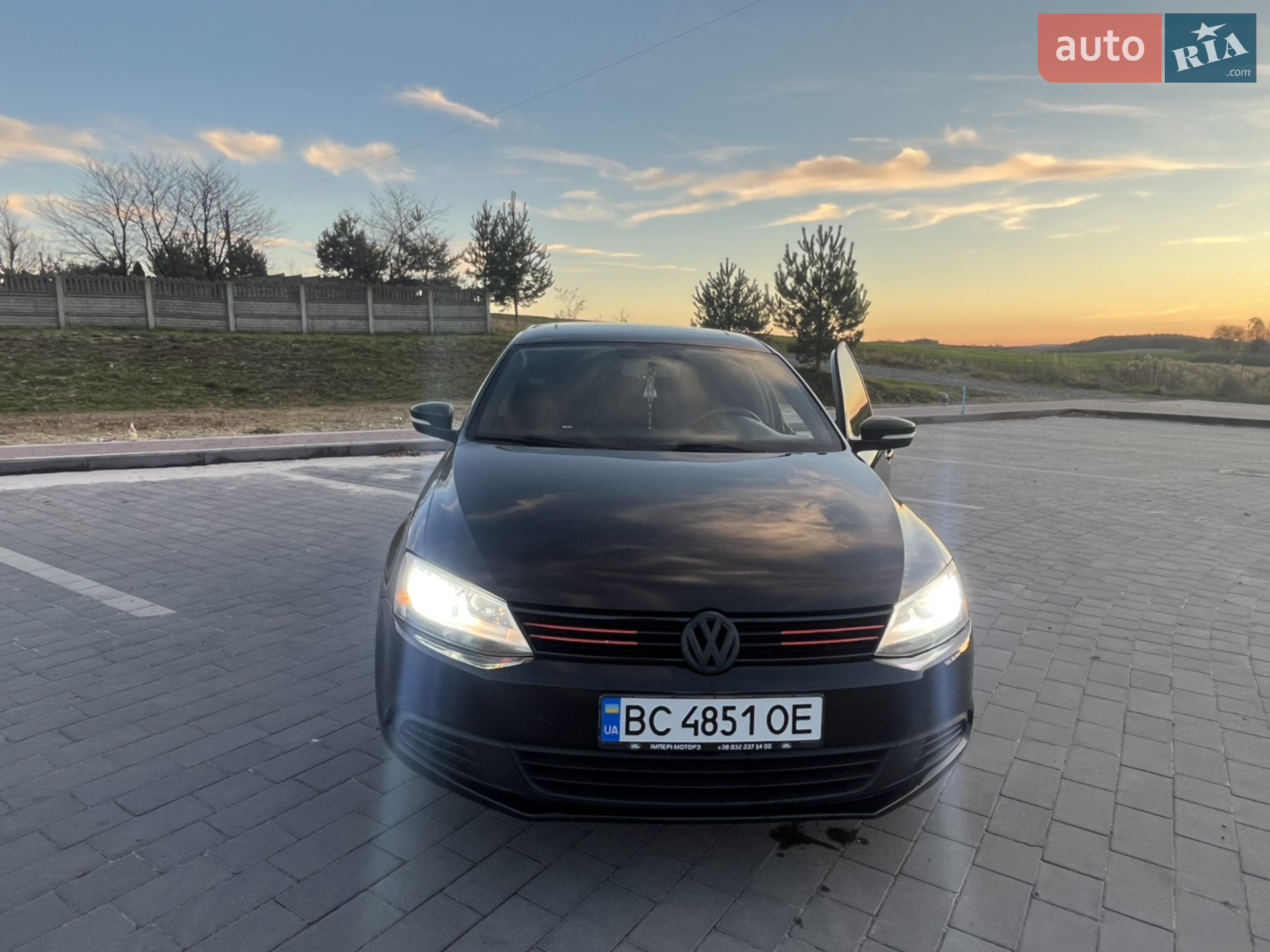 2012 Volkswagen Jetta - мініатюра 2