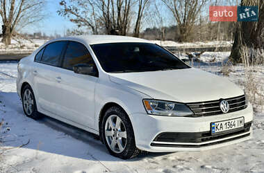 Седан Volkswagen Jetta 2015 в Тульчині