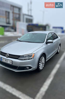 Седан Volkswagen Jetta 2012 в Івано-Франківську