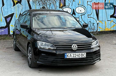 Седан Volkswagen Jetta 2015 в Запоріжжі