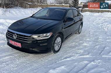 Седан Volkswagen Jetta 2019 в Дубні
