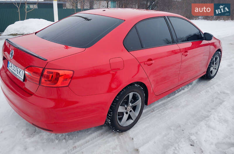 Седан Volkswagen Jetta 2013 в Монастырище