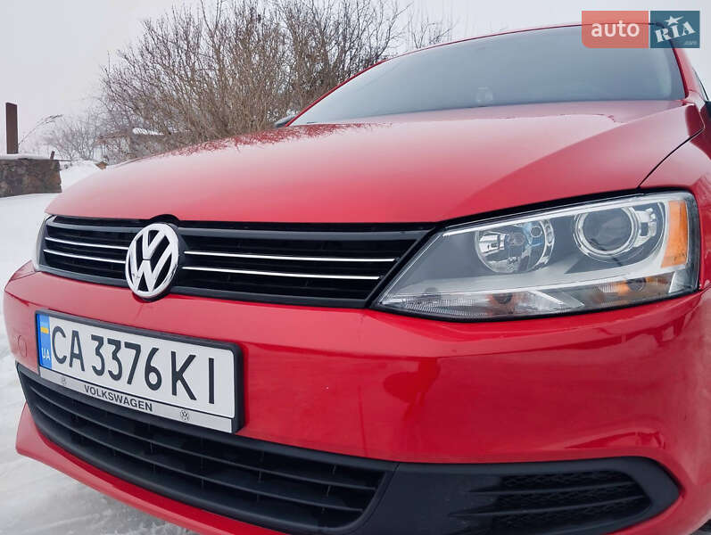 Седан Volkswagen Jetta 2013 в Монастырище