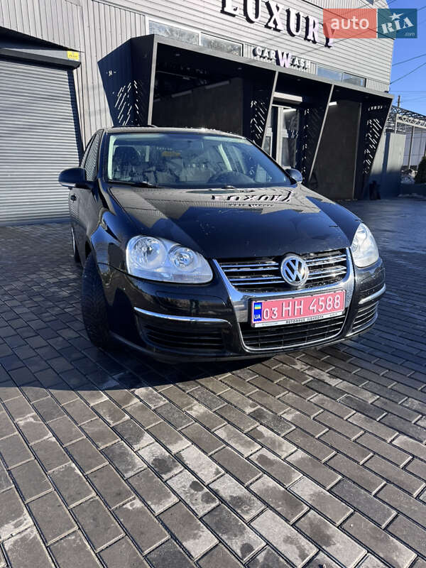 Седан Volkswagen Jetta 2010 в Балте