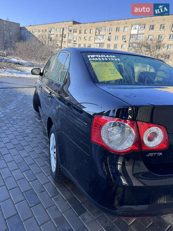 Седан Volkswagen Jetta 2010 в Балте