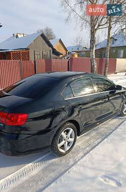 Седан Volkswagen Jetta 2013 в Прилуках