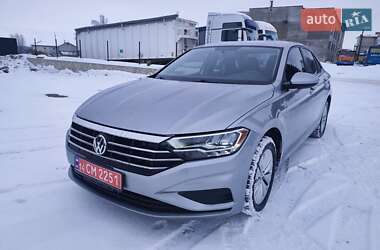 Седан Volkswagen Jetta 2019 в Тернополе
