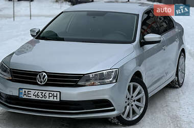 Седан Volkswagen Jetta 2015 в Івано-Франківську