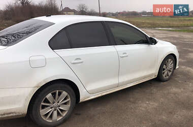 Седан Volkswagen Jetta 2015 в Мукачевому