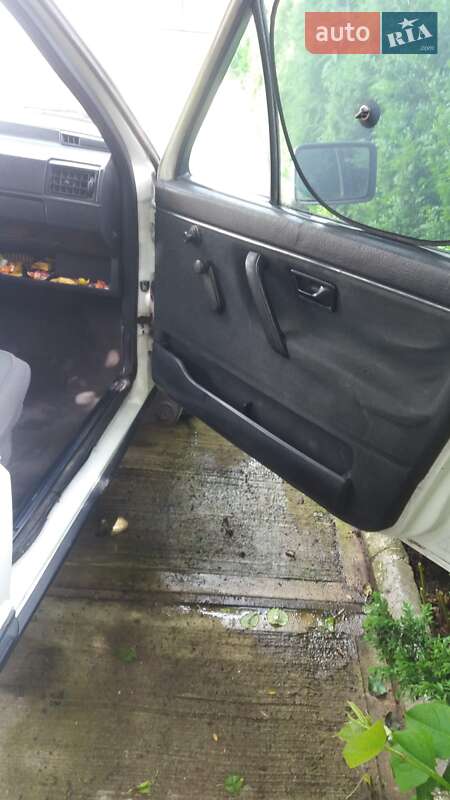 Седан Volkswagen Jetta 1987 в Надворной