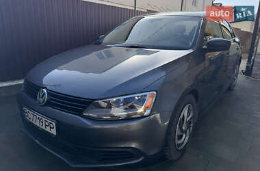 Седан Volkswagen Jetta 2012 в Львові