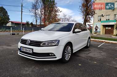 Седан Volkswagen Jetta 2016 в Вінниці