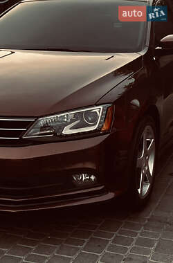 Седан Volkswagen Jetta 2016 в Харкові