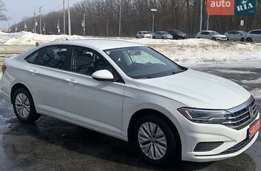 Седан Volkswagen Jetta 2019 в Харкові