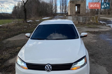 Седан Volkswagen Jetta 2012 в Мироновке