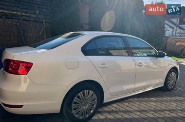 Седан Volkswagen Jetta 2012 в Виноградові