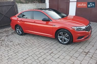 Седан Volkswagen Jetta 2020 в Львові