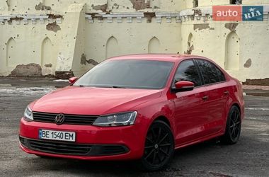 Седан Volkswagen Jetta 2013 в Тростянці
