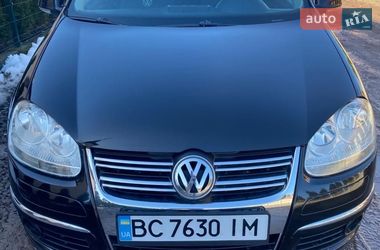 Седан Volkswagen Jetta 2006 в Радехові