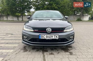 Седан Volkswagen Jetta 2016 в Львові