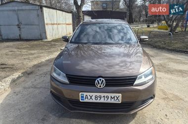 Седан Volkswagen Jetta 2011 в Харькове
