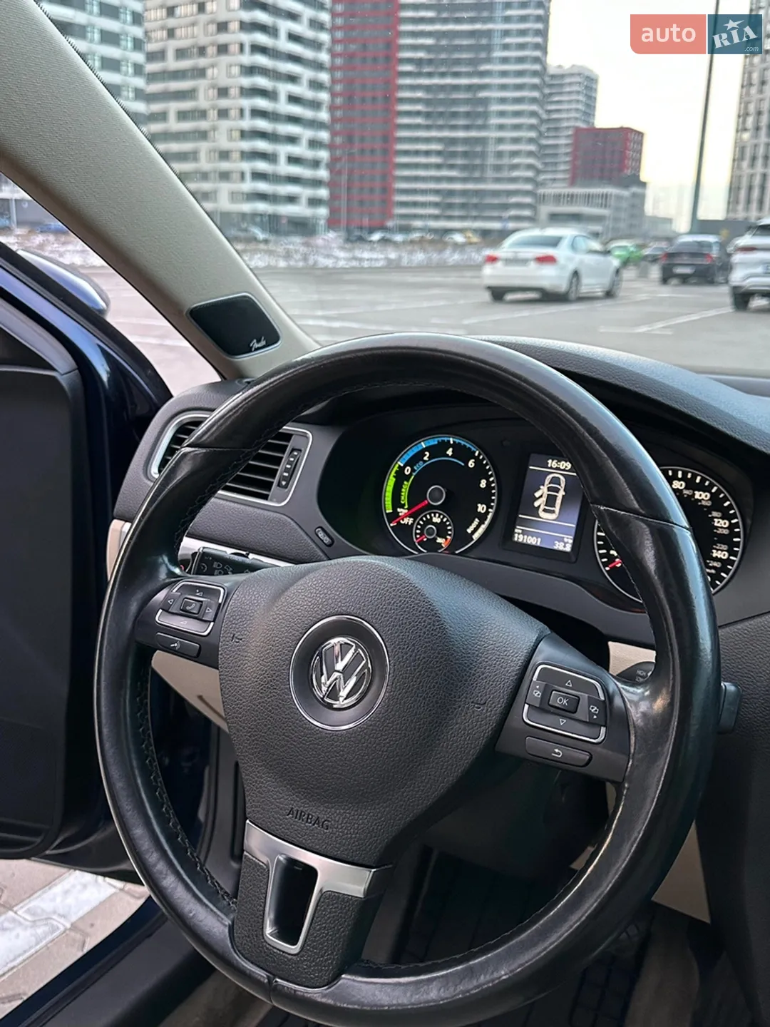 2013 Volkswagen Jetta - мініатюра 16