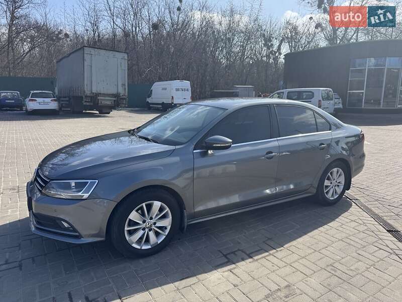 Volkswagen Jetta 2016