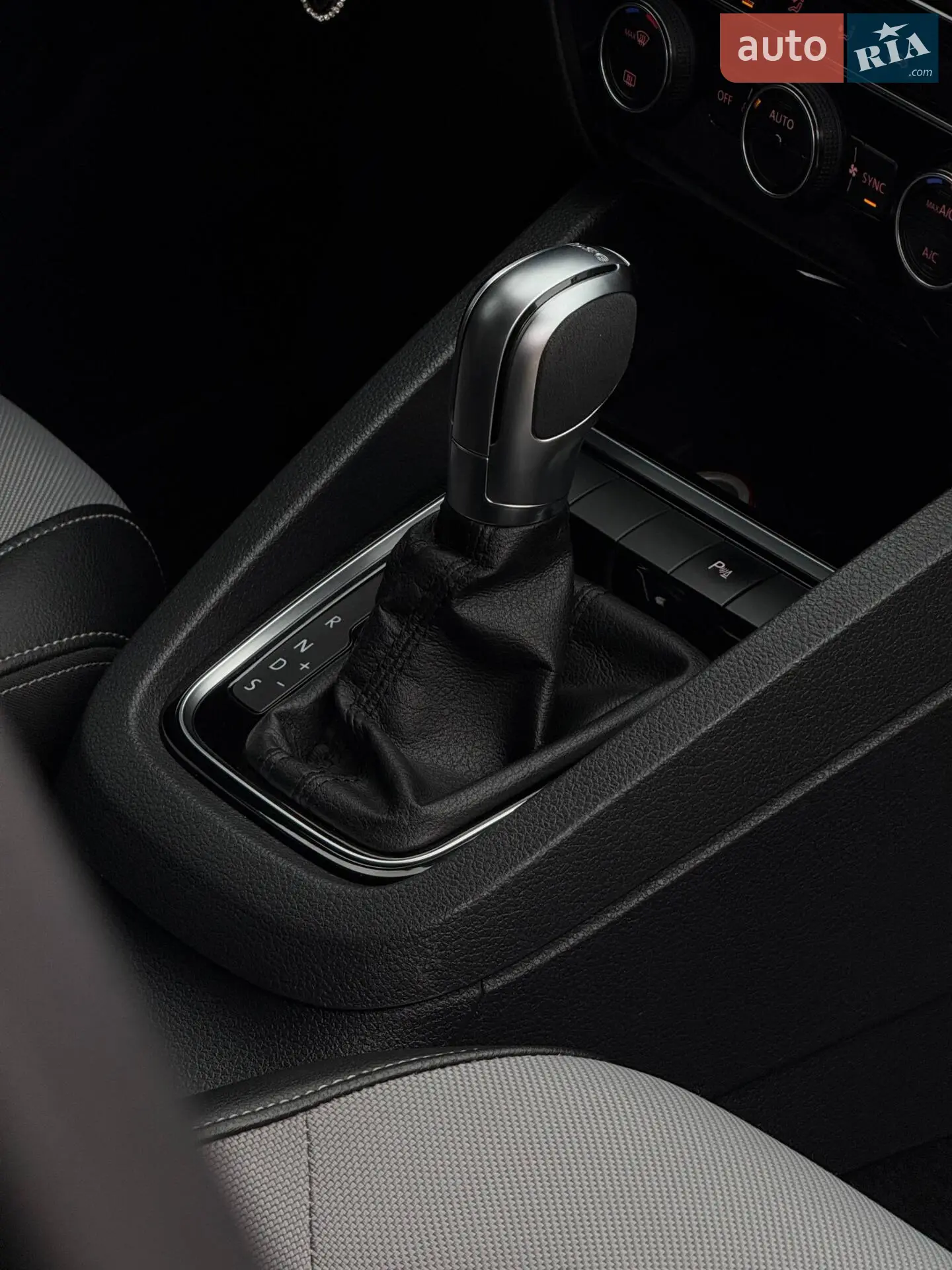 2016 Volkswagen Jetta - мініатюра 13