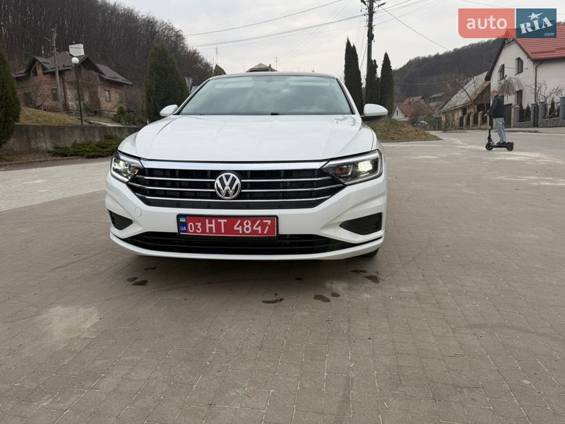 Volkswagen Jetta 2019