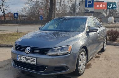 Седан Volkswagen Jetta 2012 в Чернигове