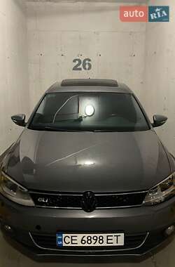 Седан Volkswagen Jetta 2012 в Черновцах