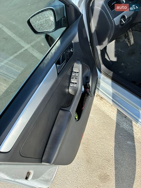 Седан Volkswagen Jetta 2013 в Ирпене