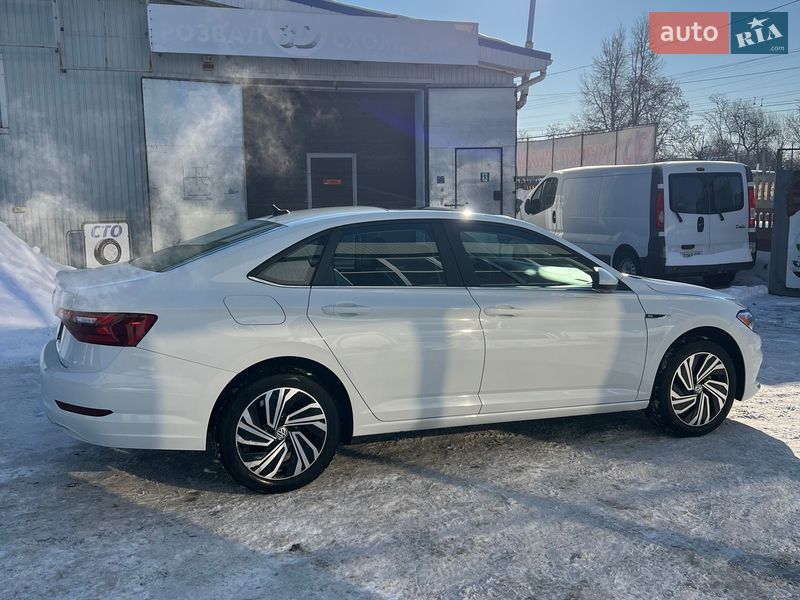 Volkswagen Jetta 2020