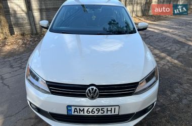 Седан Volkswagen Jetta 2012 в Житомирі