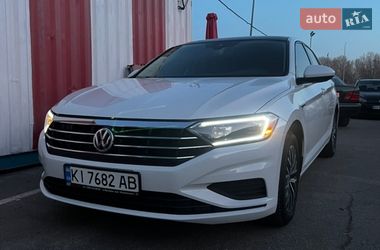 Седан Volkswagen Jetta 2019 в Києві
