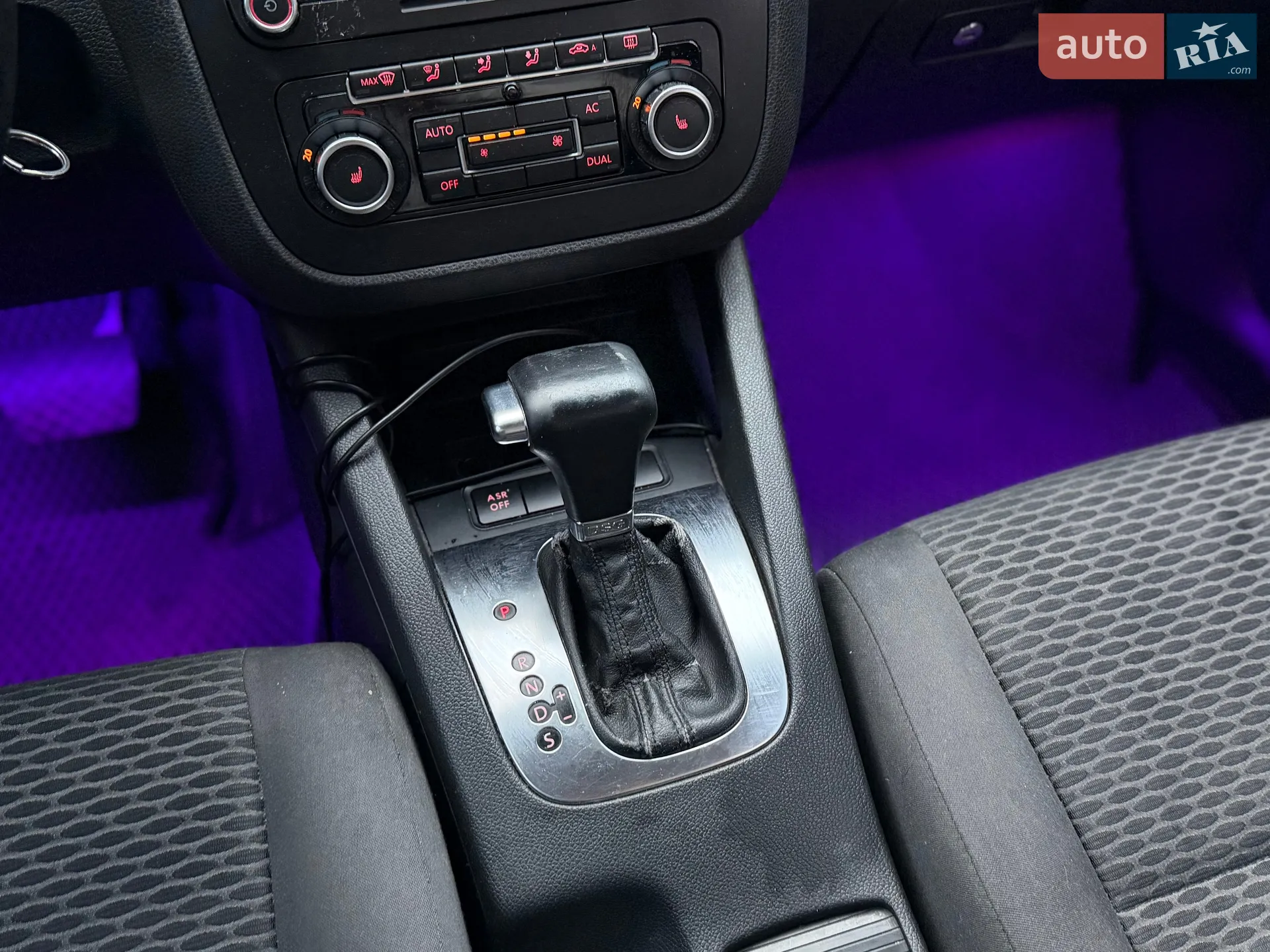 2010 Volkswagen Jetta - мініатюра 33