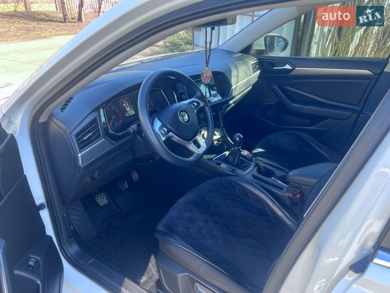 Седан Volkswagen Jetta 2018 в Талалаевке