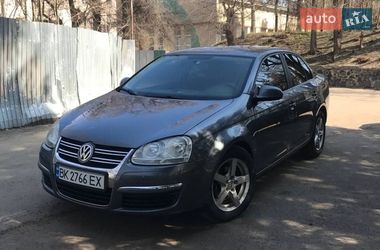 Седан Volkswagen Jetta 2008 в Рівному