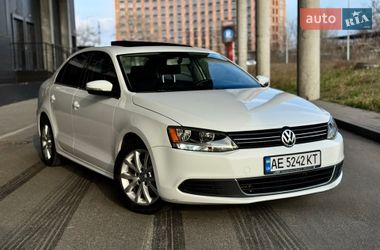 Седан Volkswagen Jetta 2013 в Києві