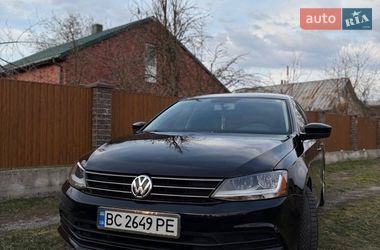 Седан Volkswagen Jetta 2017 в Львове