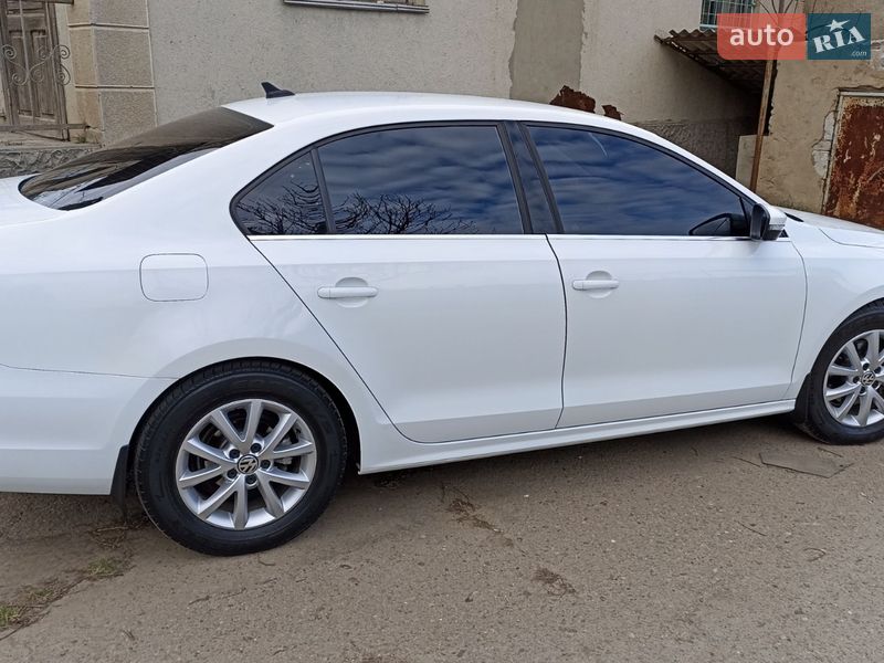 Volkswagen Jetta 2014