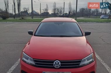 Седан Volkswagen Jetta 2015 в Кременчуге