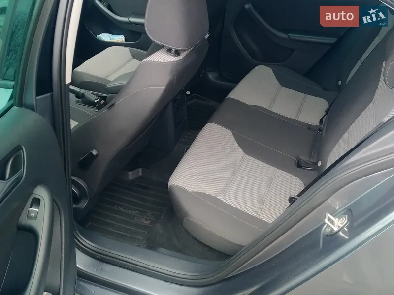 Volkswagen Jetta 2015 VIN WVWZZZ16ZFM022188 фото оголошення 7 з 56